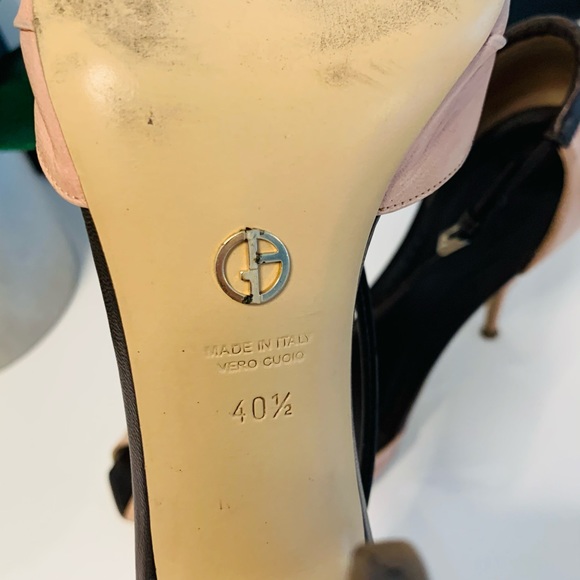 Giorgio Armani retro style heels - Picture 3 of 3